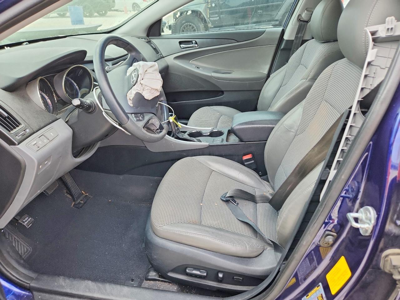 2013 HYUNDAI SONATA