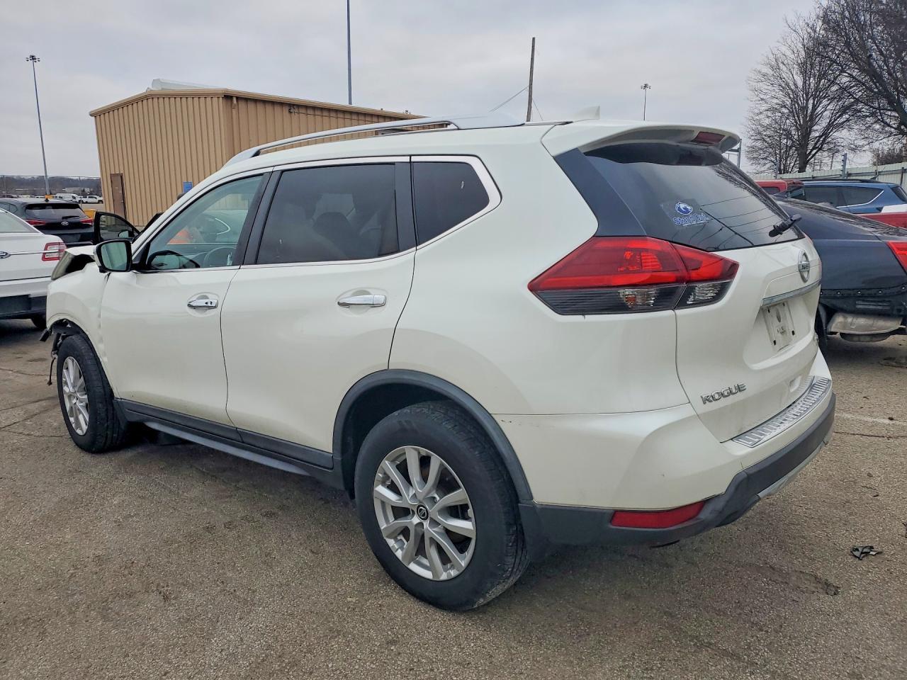 2018 NISSAN ROGUE