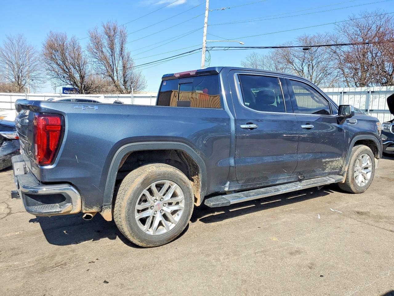 2020 GMC Sierra