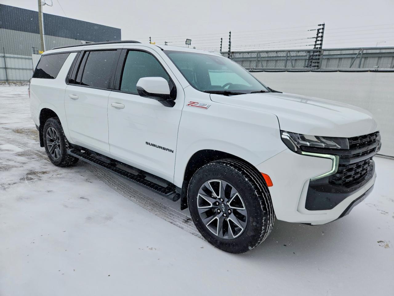 2023 CHEVROLET Suburban