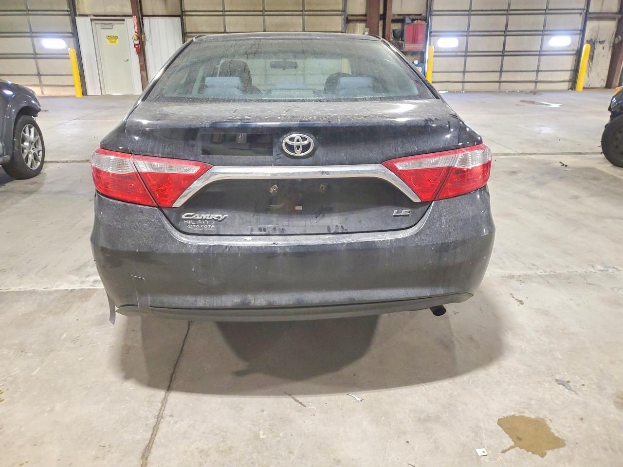 2016 TOYOTA CAMRY
