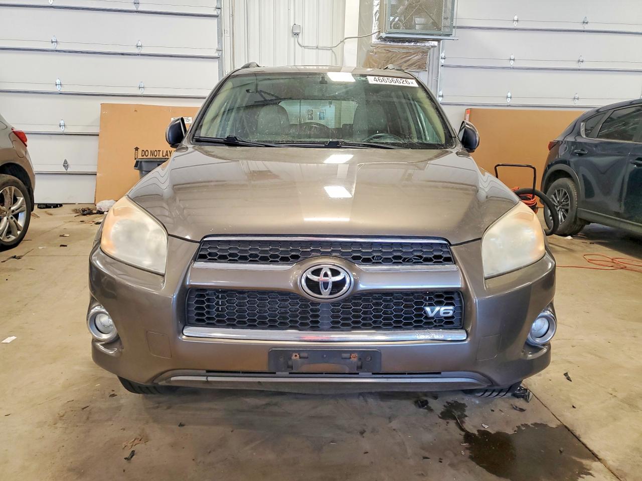 2011 TOYOTA RAV4