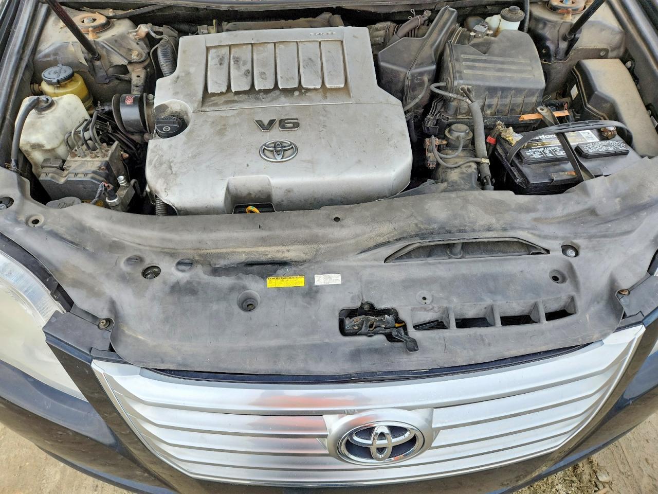 2010 TOYOTA Avalon