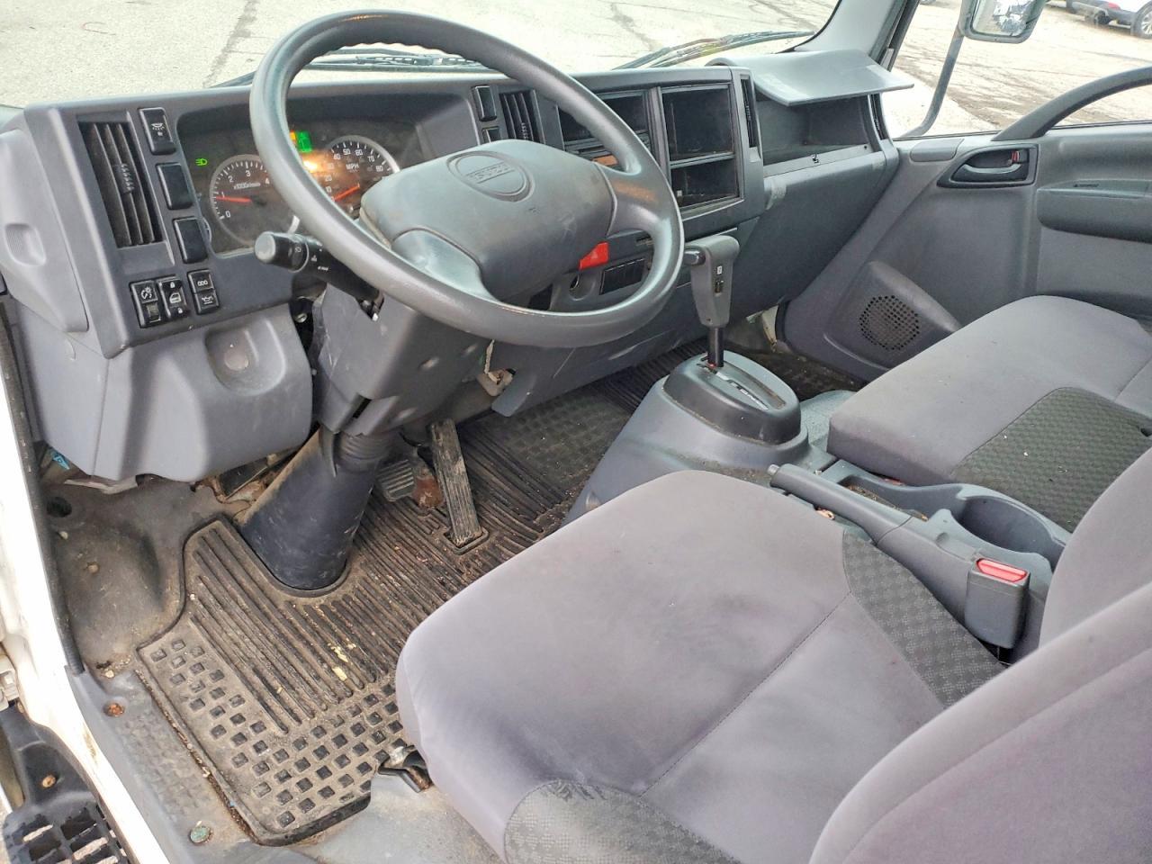 2014 ISUZU NPR