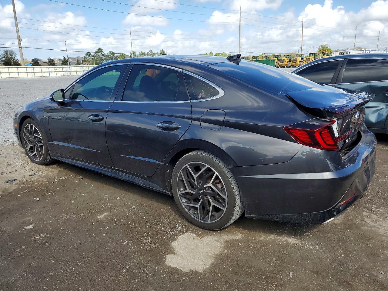2022 HYUNDAI SONATA