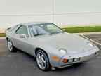1982 PORSCHE 928