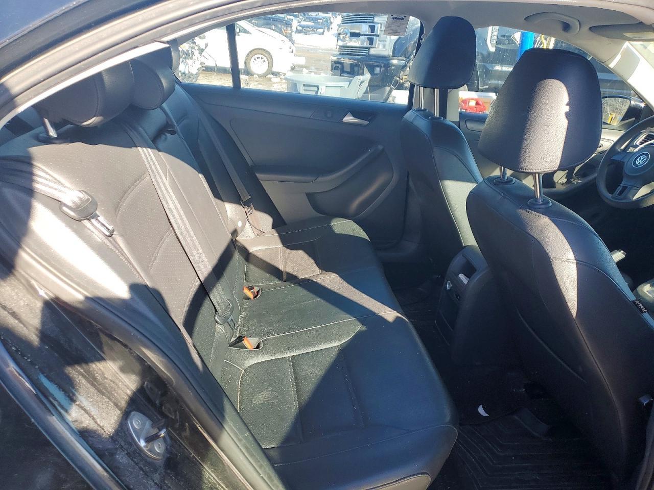 2014 VOLKSWAGEN JETTA