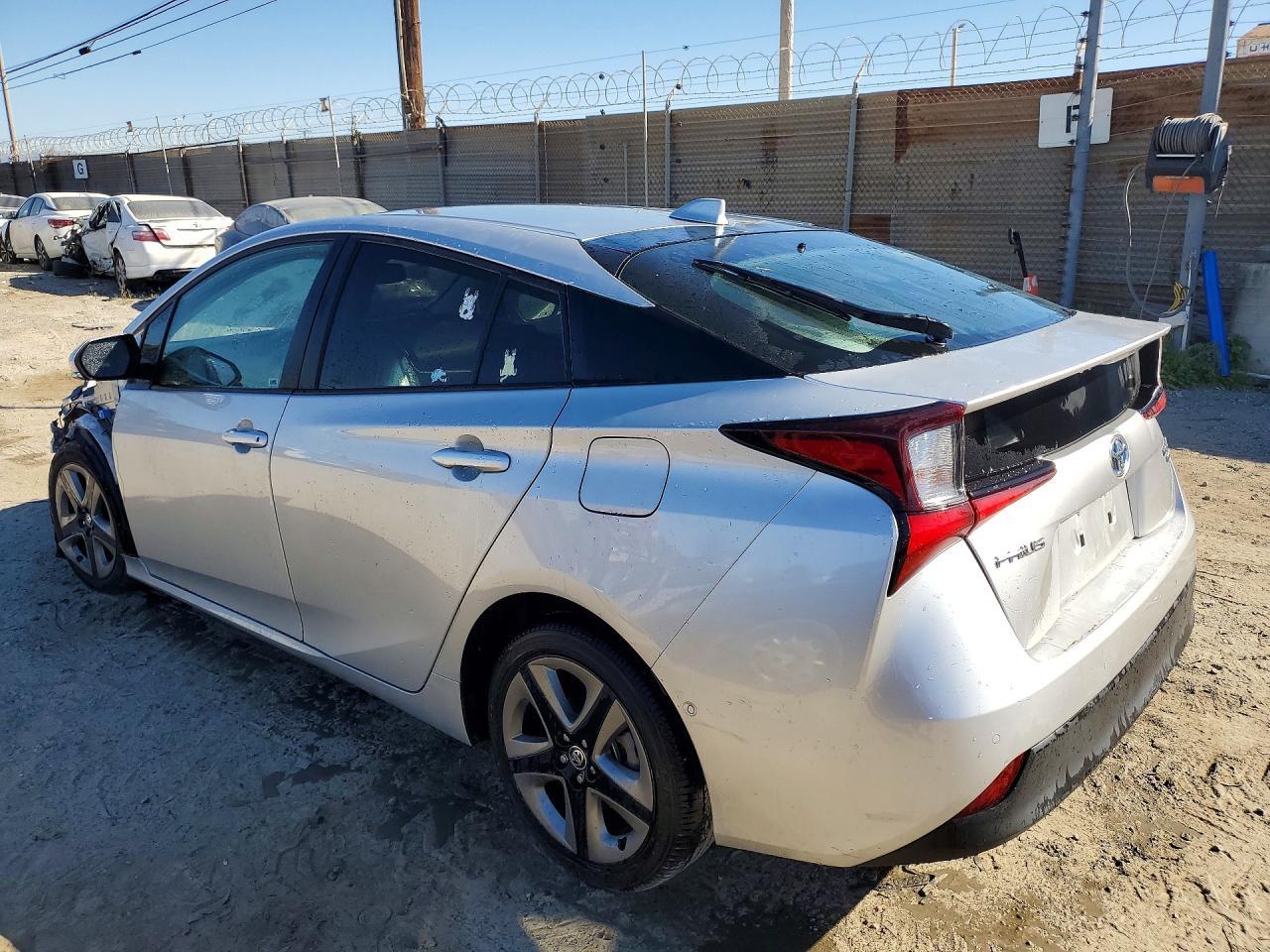 2022 TOYOTA PRIUS