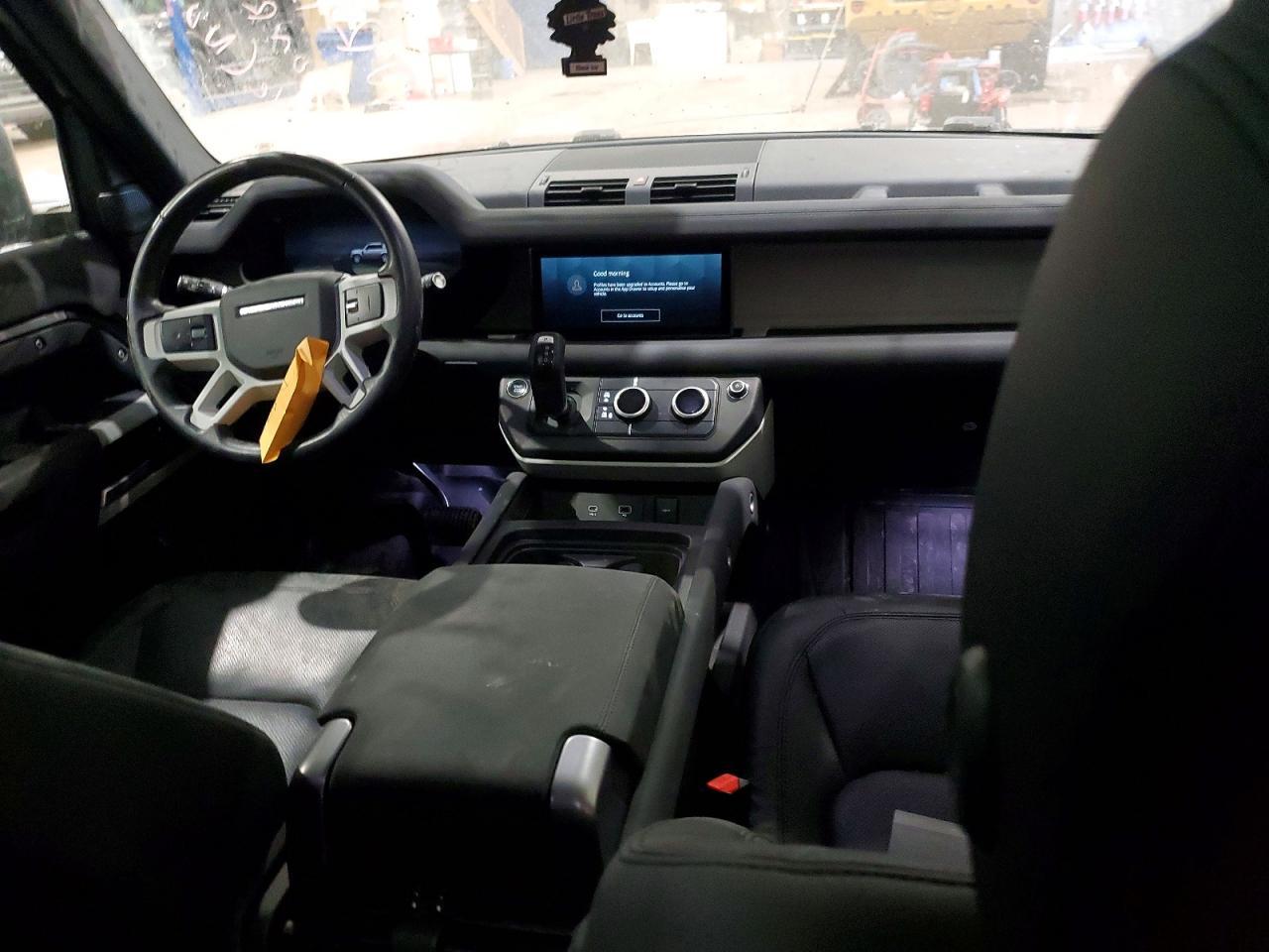 2023 LAND ROVER Defender