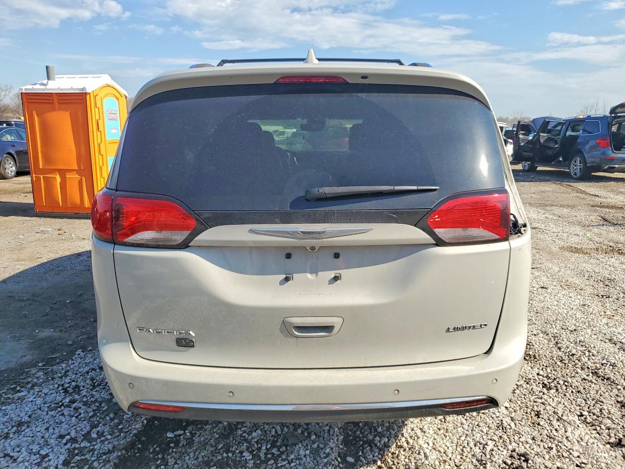 2020 CHRYSLER Pacifica