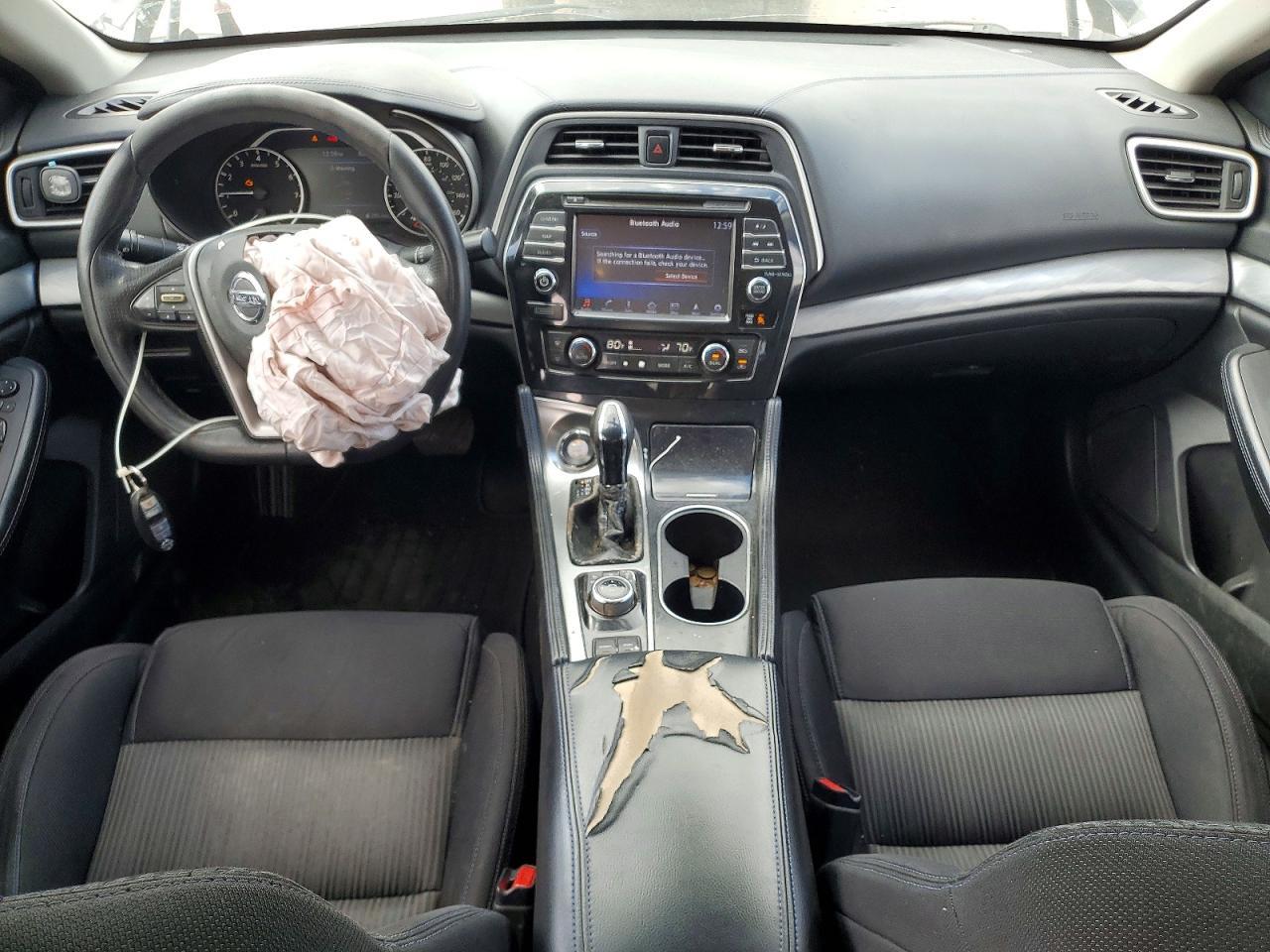 2017 NISSAN Maxima