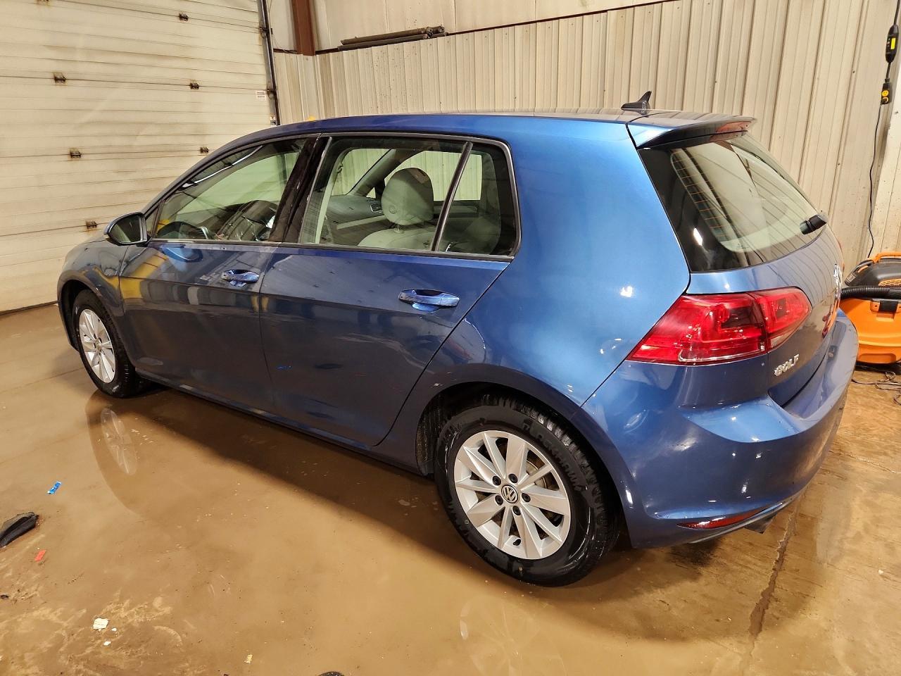 2017 VOLKSWAGEN GOLF