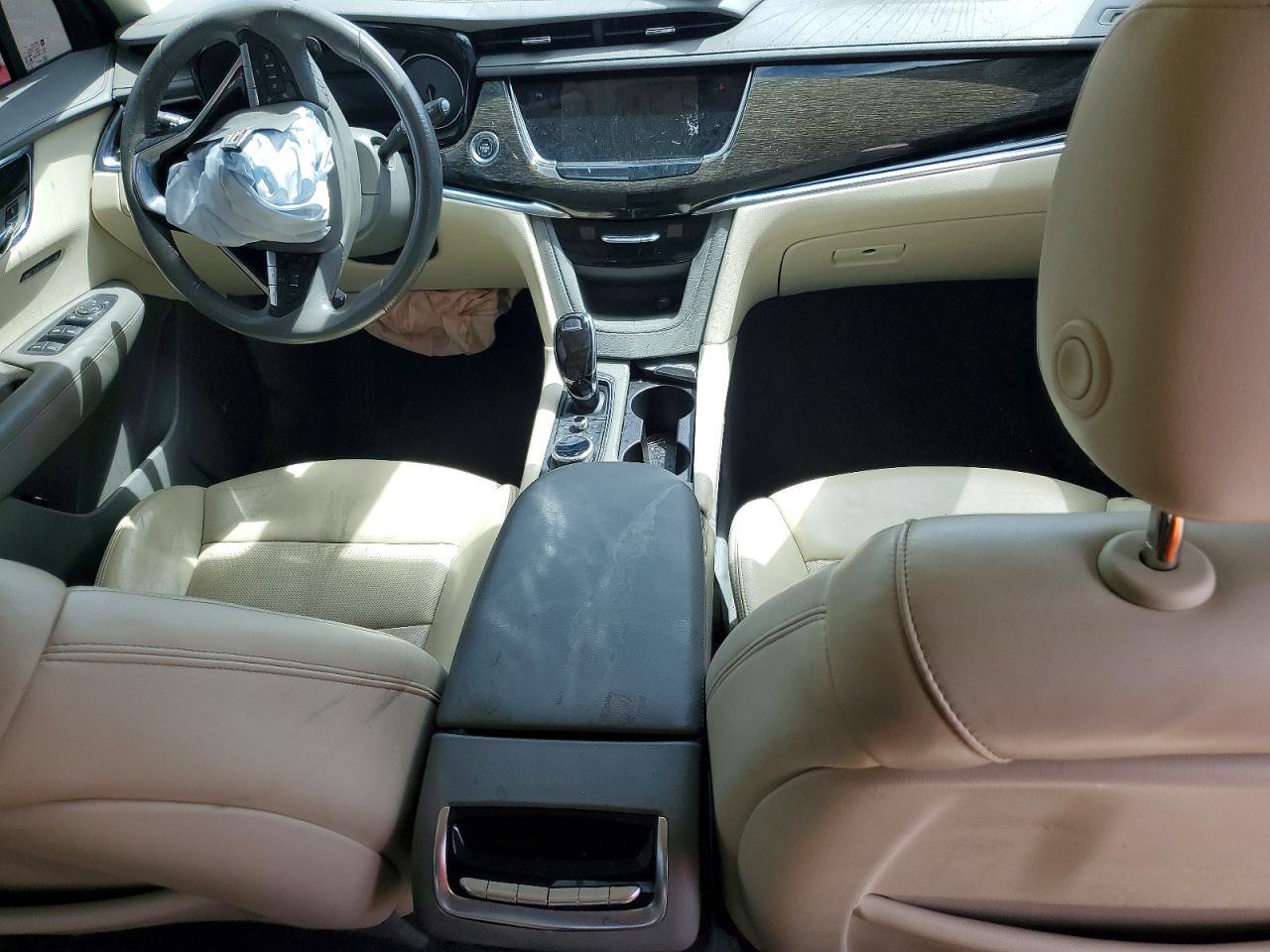 2021 CADILLAC XT6