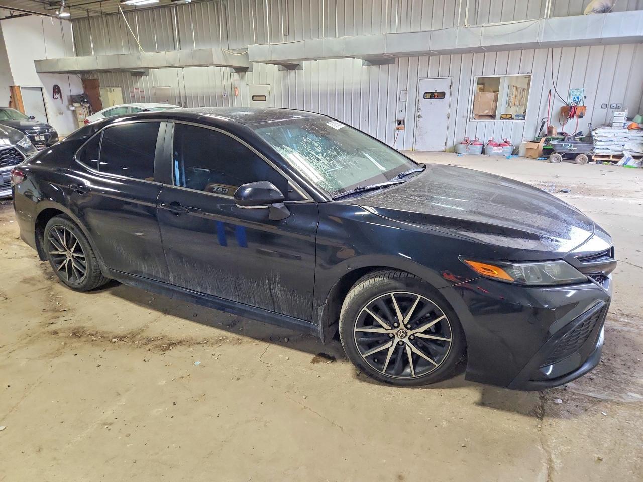 2022 TOYOTA CAMRY