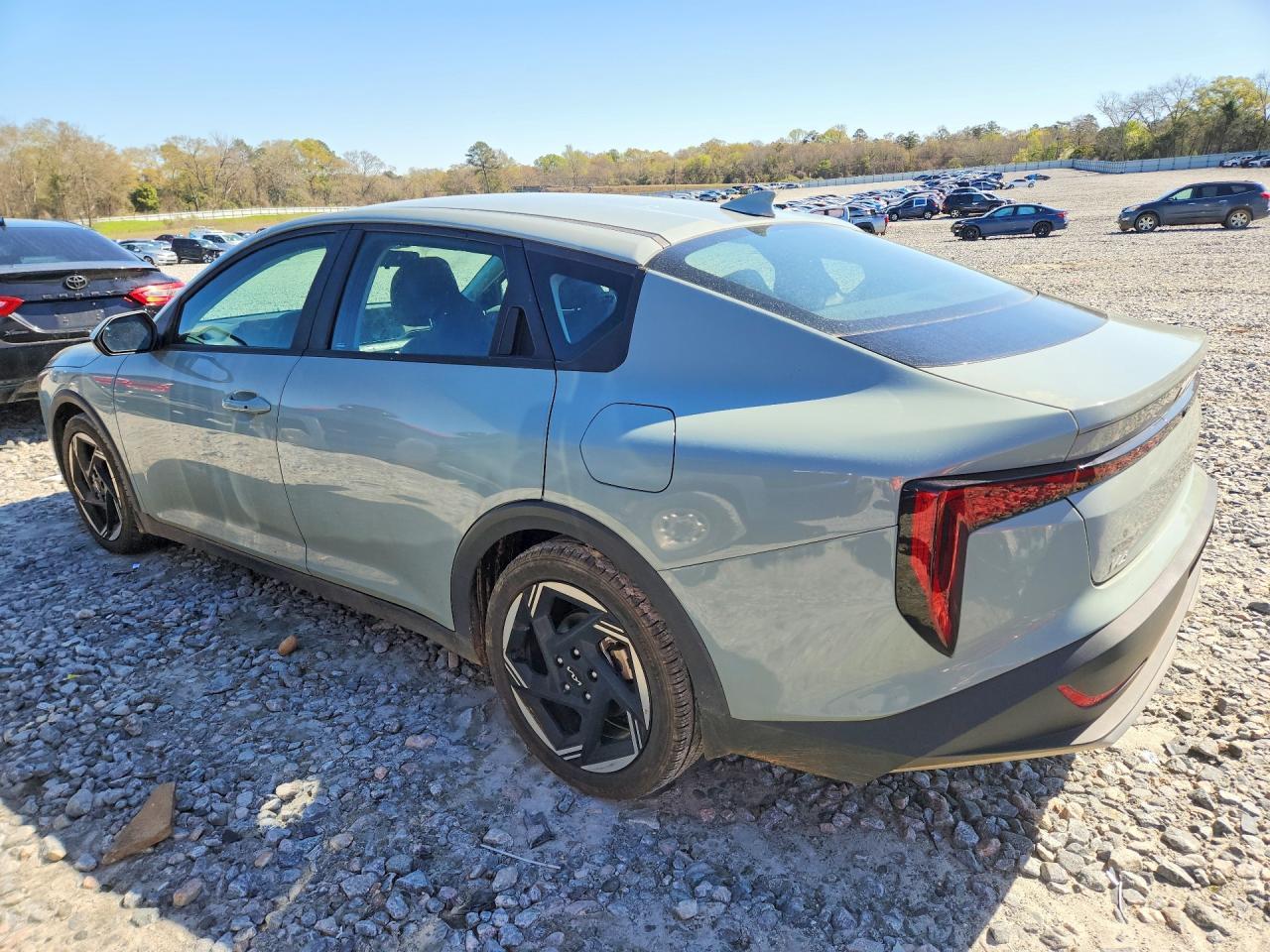 2025 KIA K4