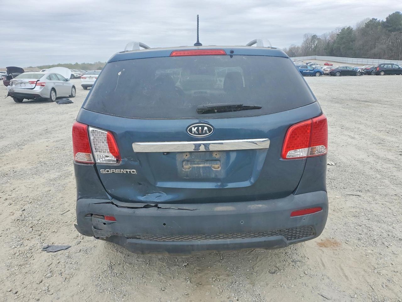 2011 KIA SORENTO