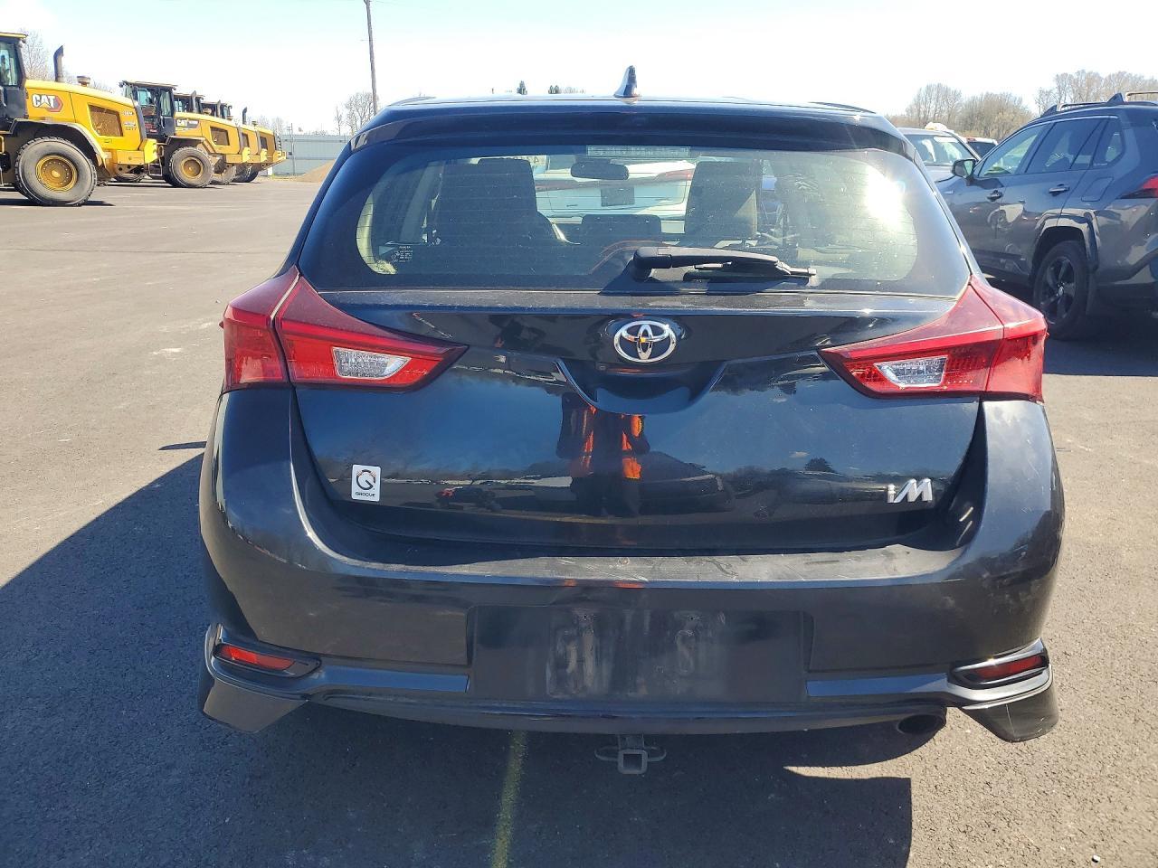 2018 TOYOTA COROLLA