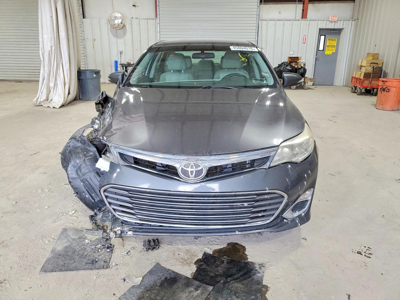 2014 TOYOTA Avalon