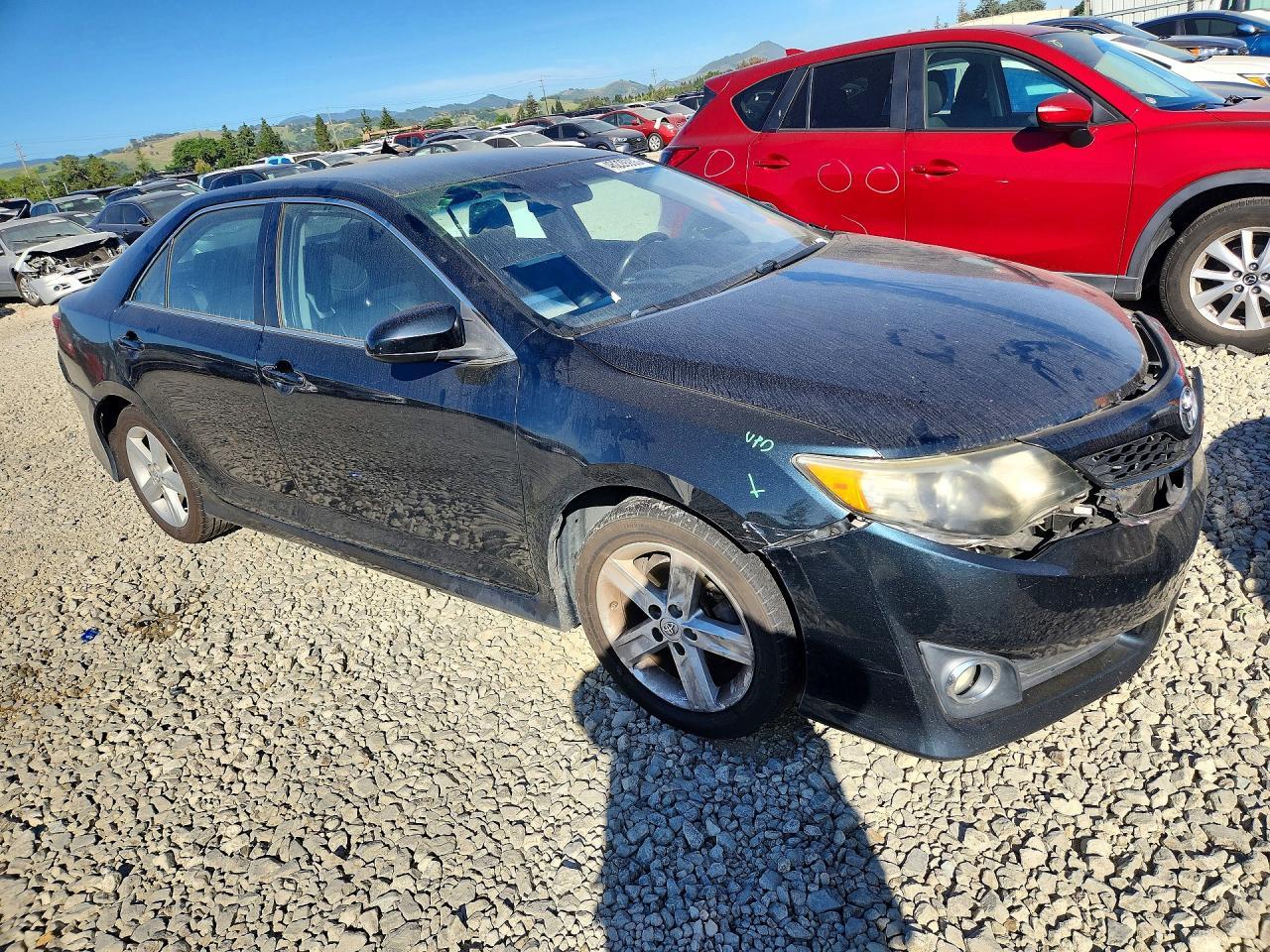 2014 TOYOTA CAMRY