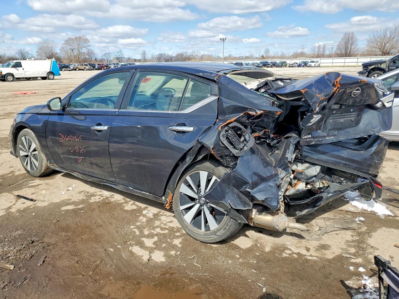 2021 NISSAN ALTIMA