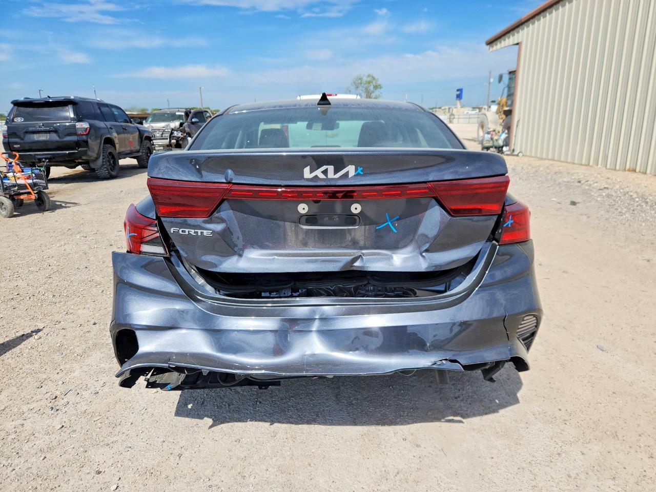 2024 KIA FORTE