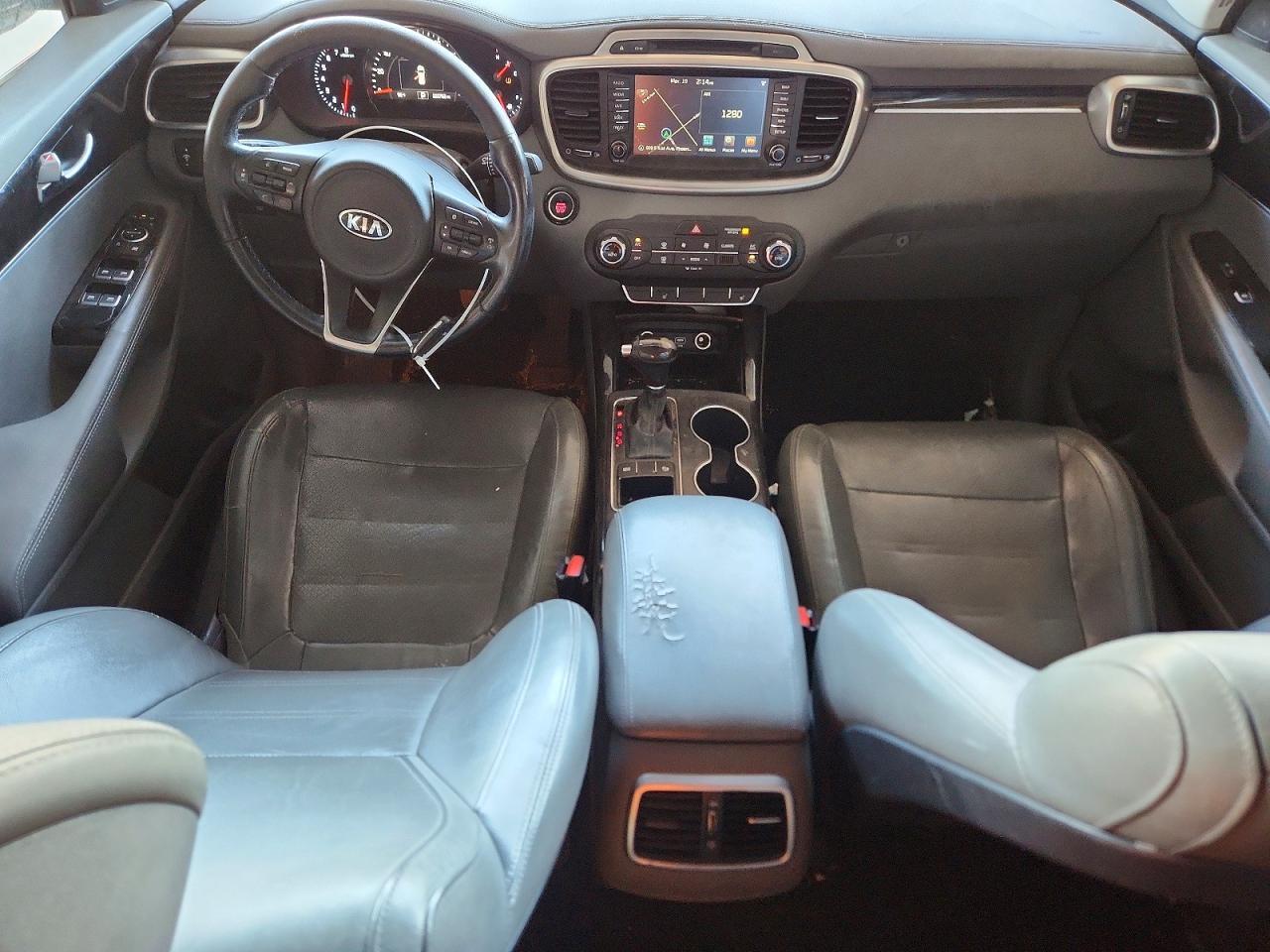 2016 KIA SORENTO