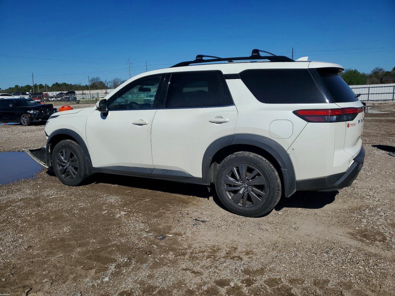 2022 NISSAN PATHFINDER