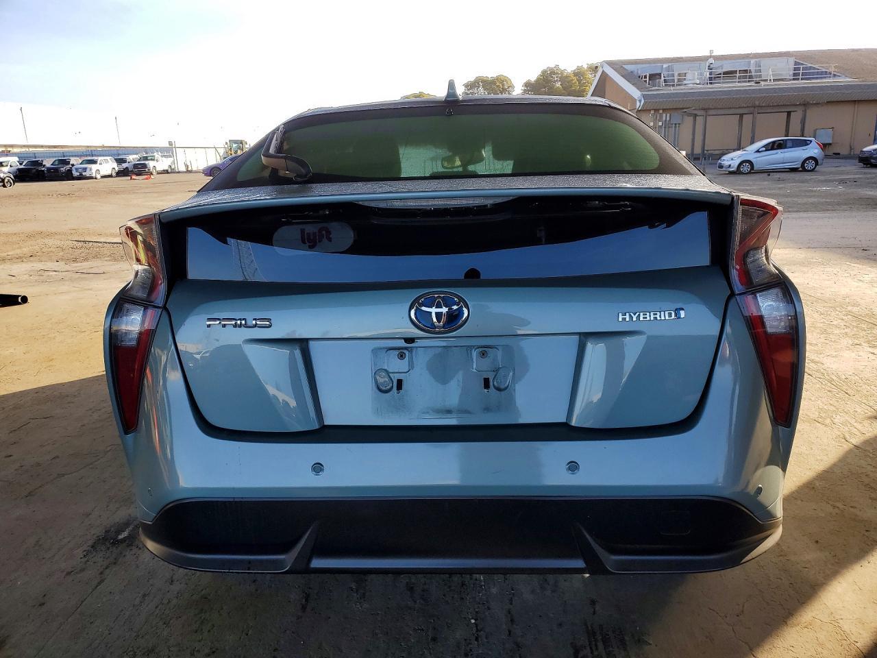 2018 TOYOTA PRIUS