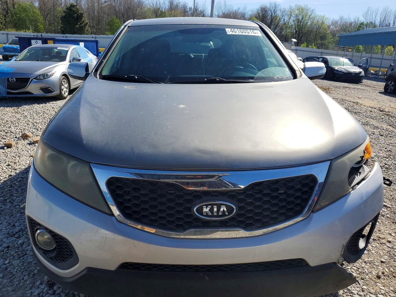 2011 KIA SORENTO