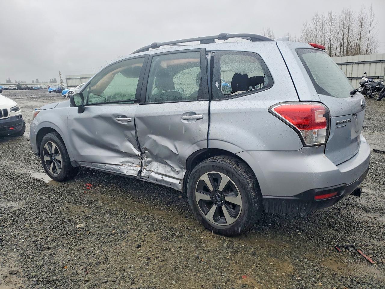 2017 SUBARU FORESTER