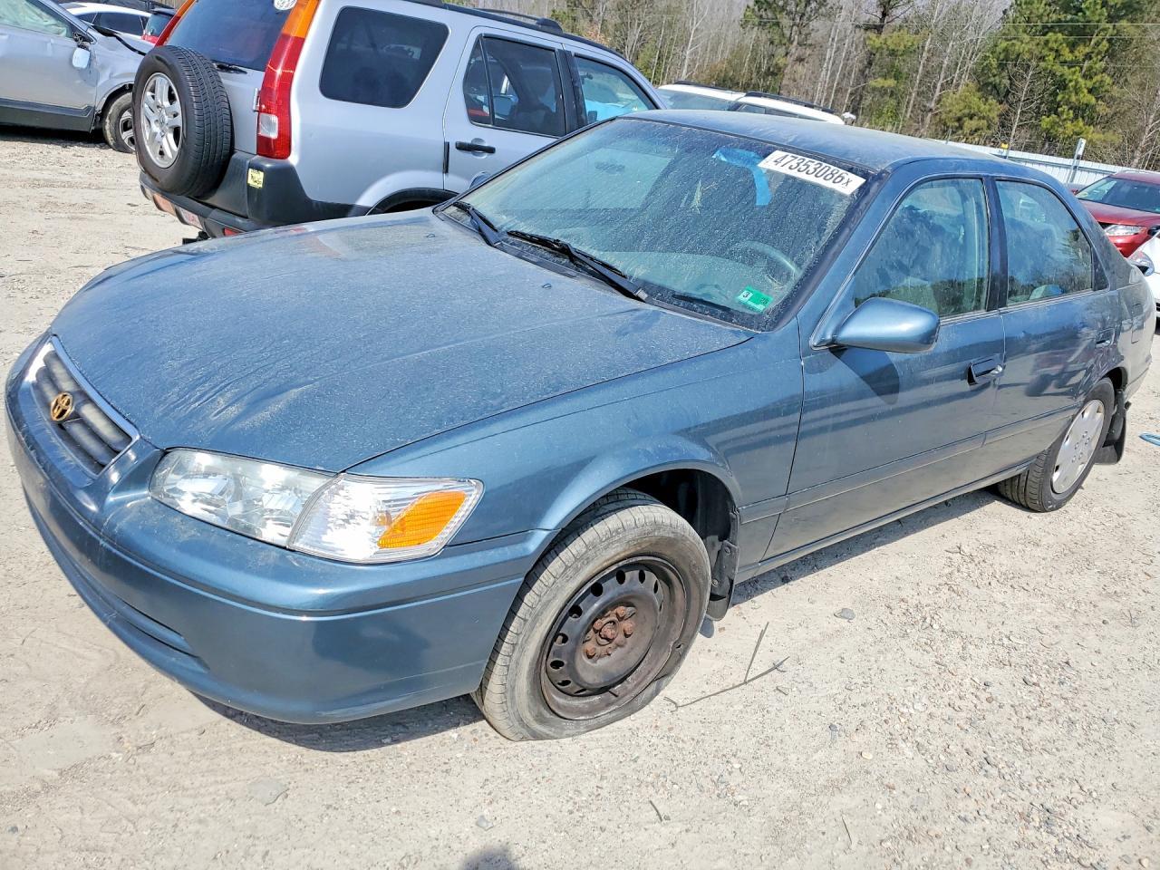 2001 TOYOTA CAMRY