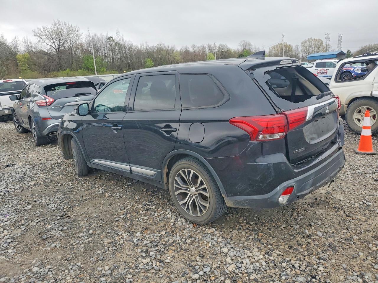 2018 MITSUBISHI outlander