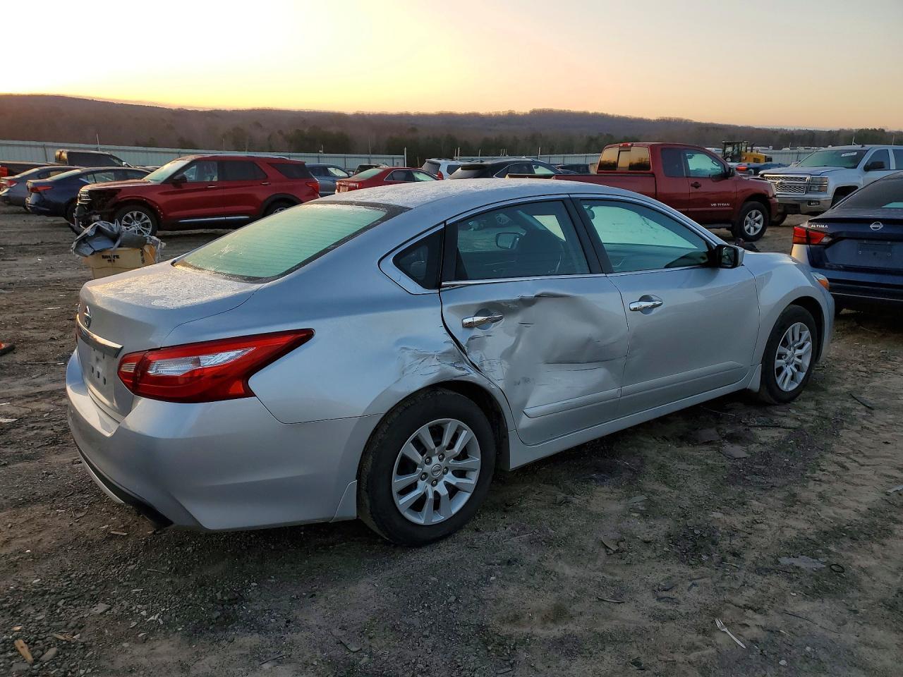 2016 NISSAN ALTIMA
