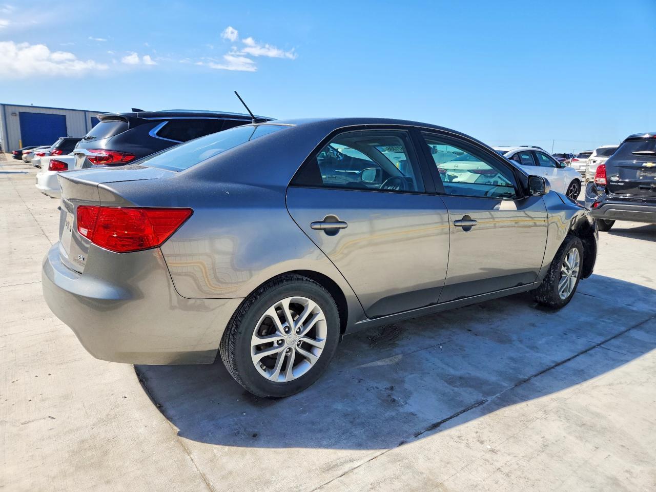 2012 KIA FORTE