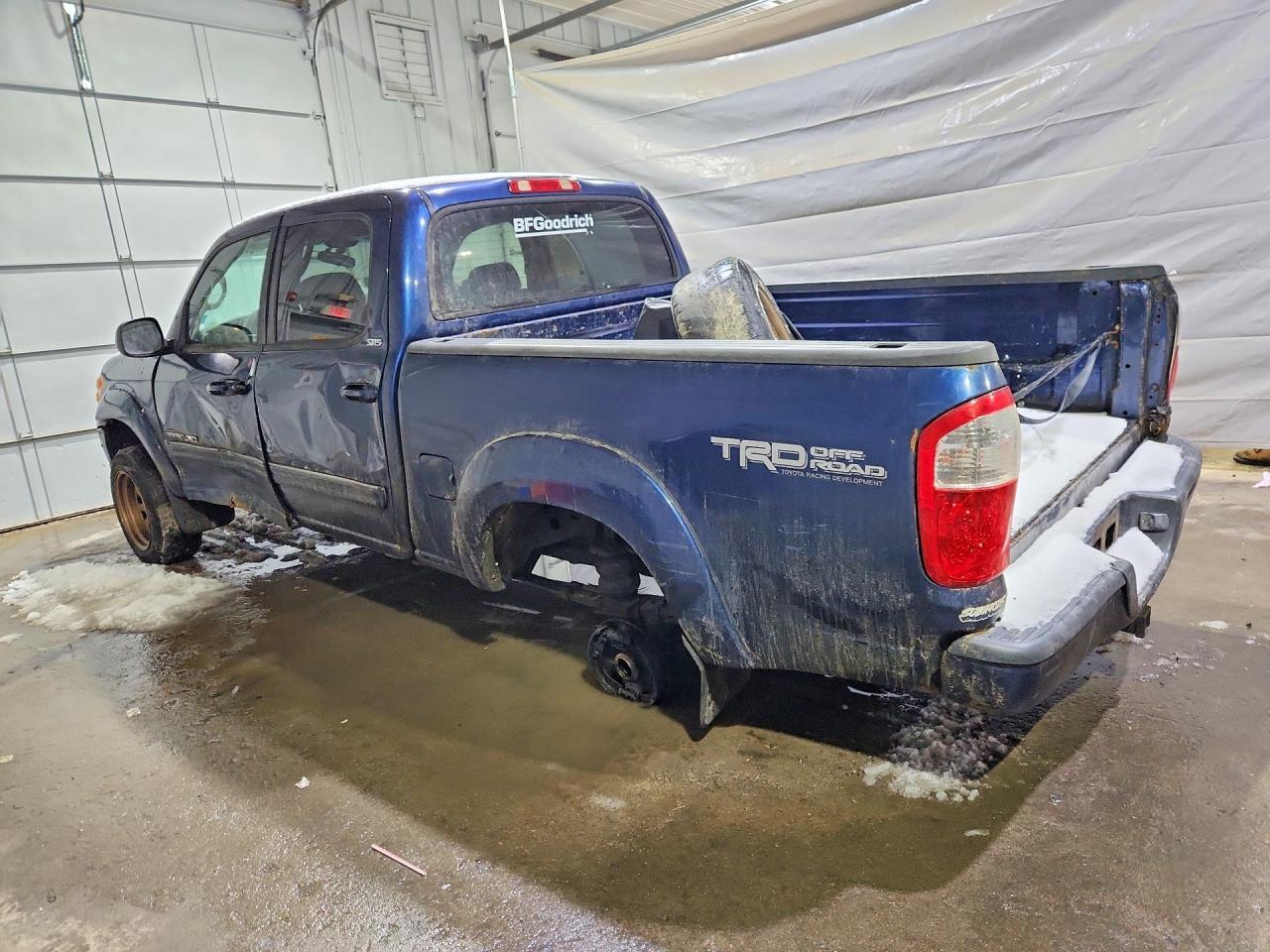 2004 TOYOTA TUNDRA