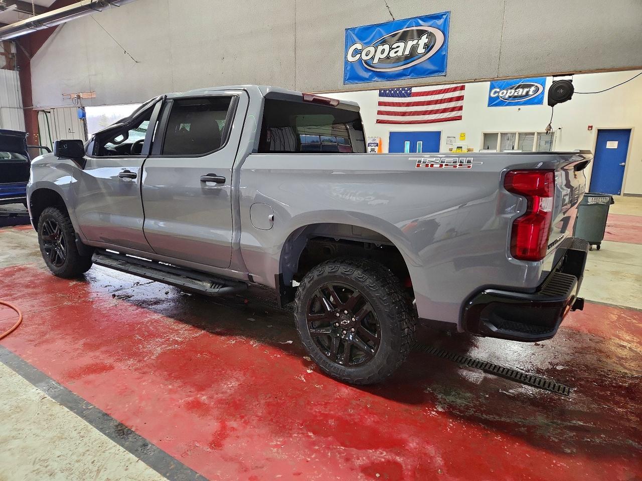 2024 CHEVROLET Silverado