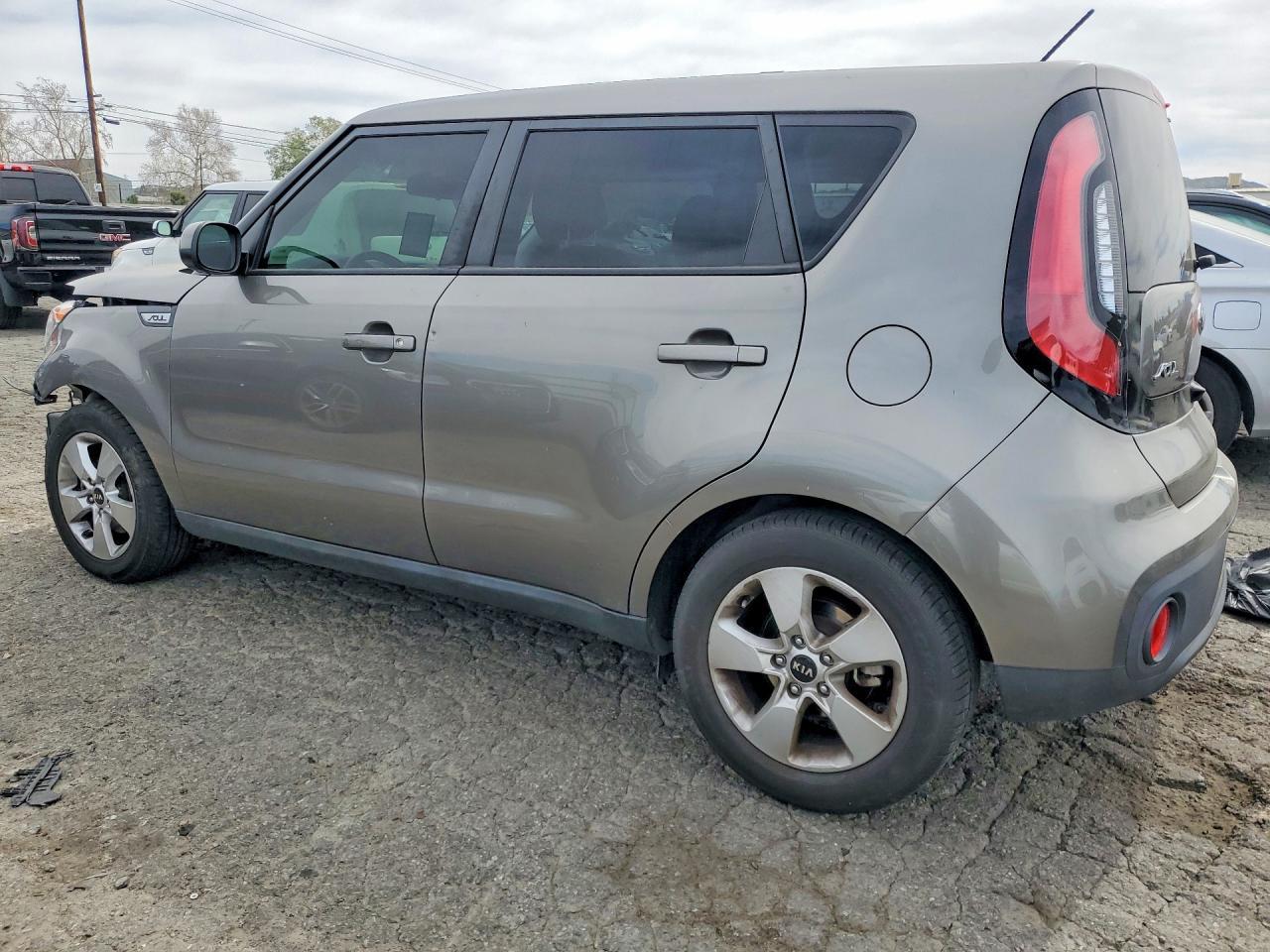 2018 KIA SOUL