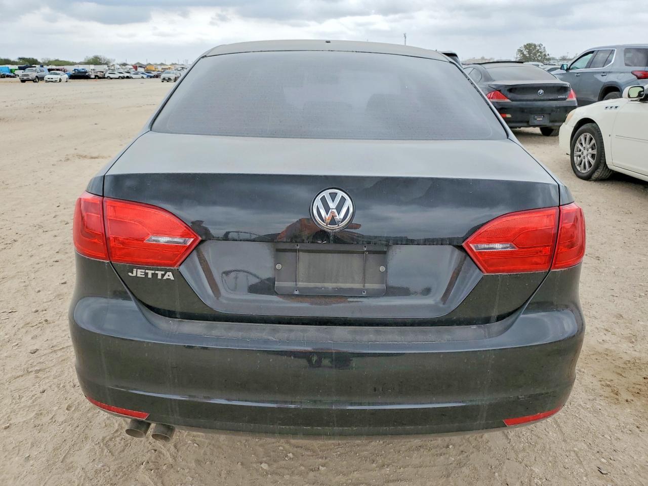 2013 VOLKSWAGEN JETTA