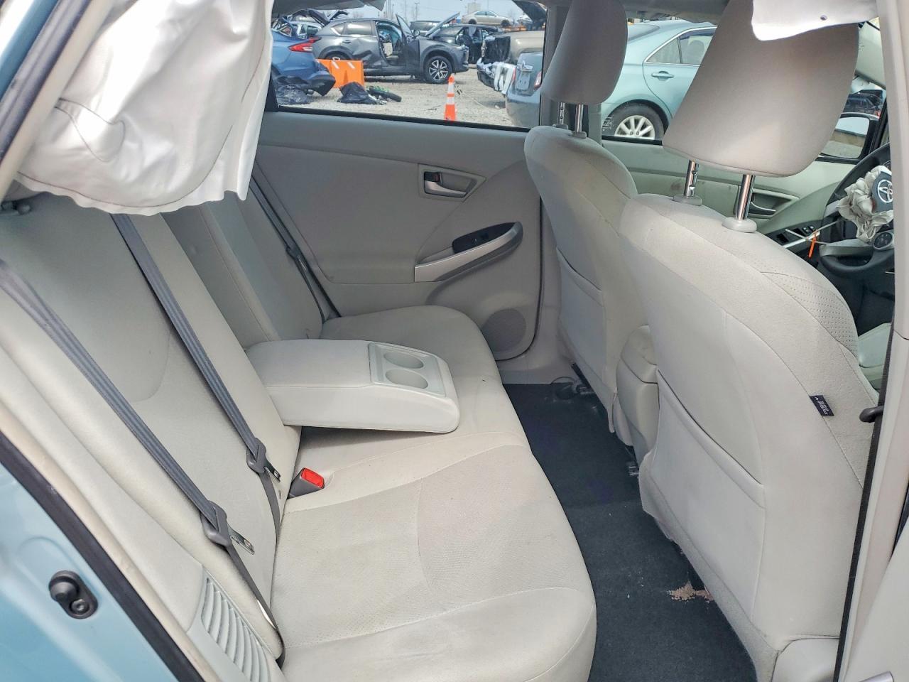 2015 TOYOTA PRIUS