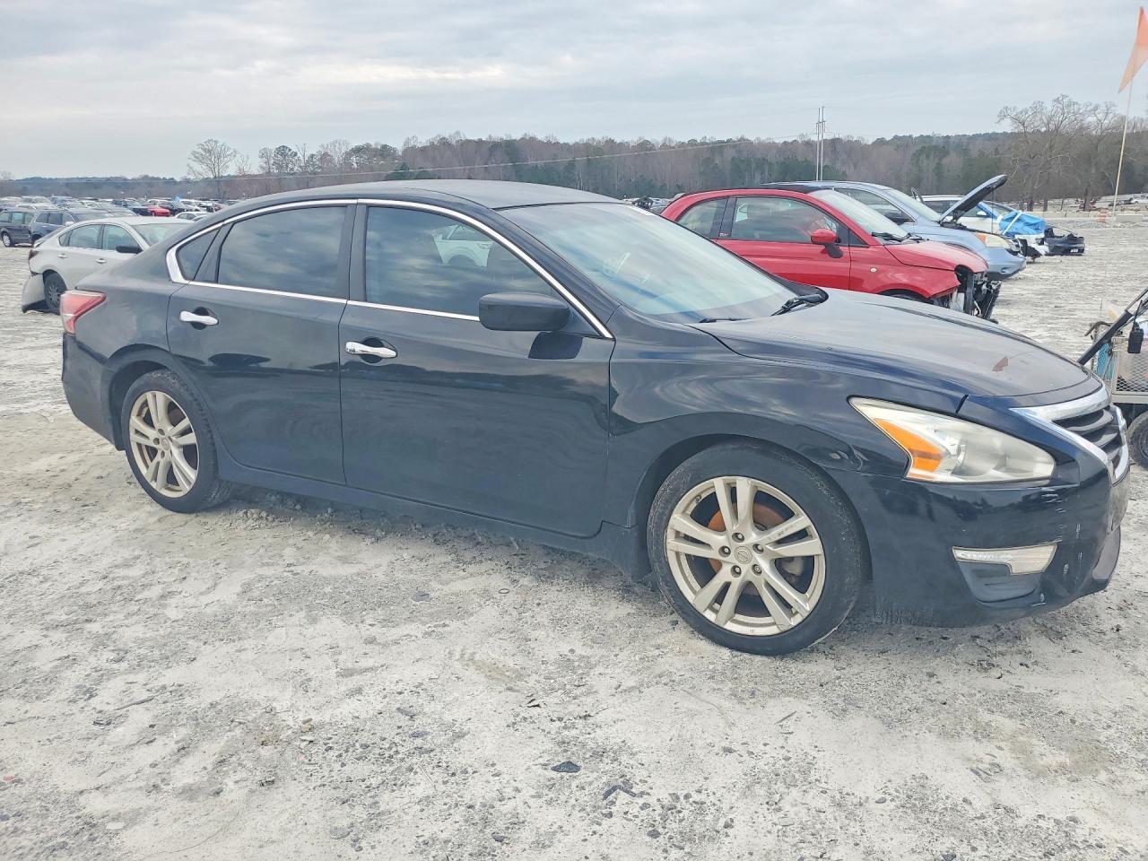 2013 NISSAN ALTIMA