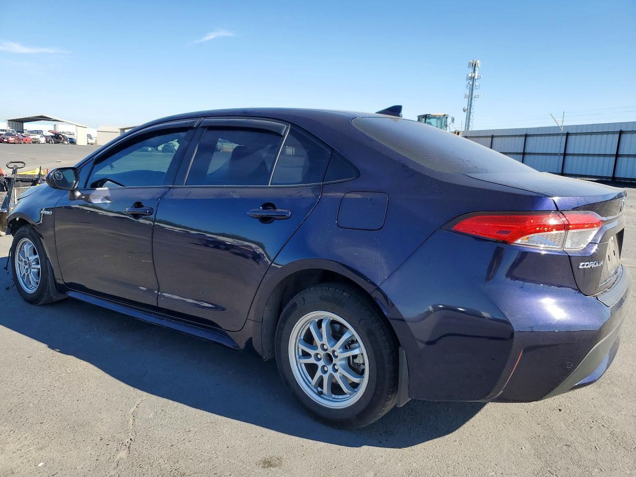 2021 TOYOTA COROLLA