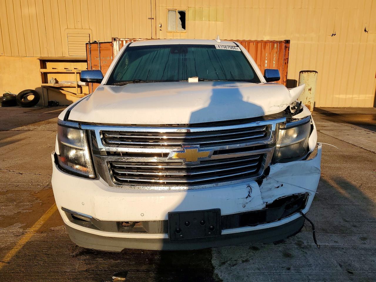 2018 CHEVROLET Suburban