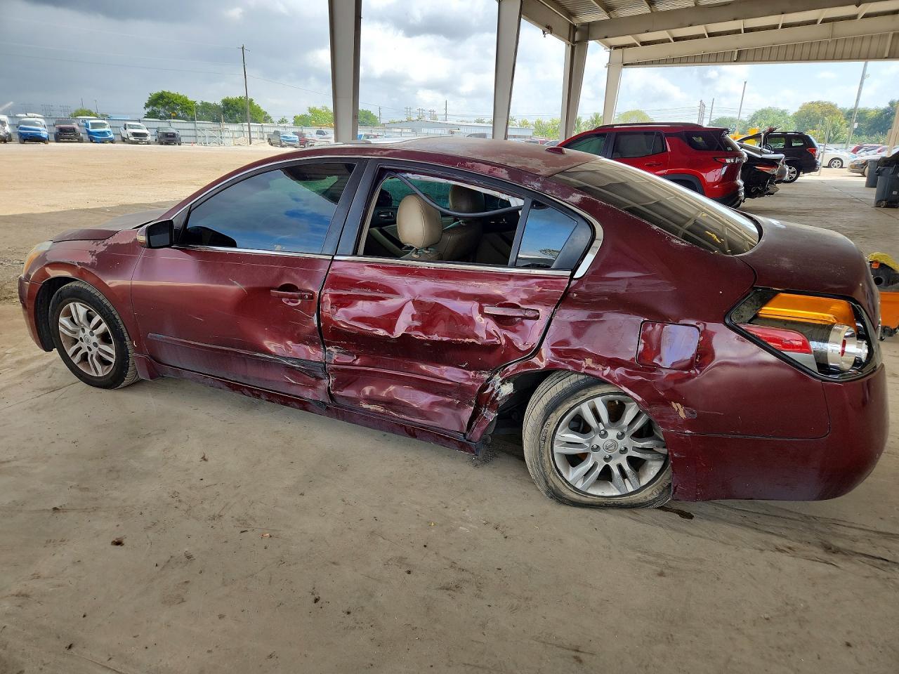 2010 NISSAN ALTIMA