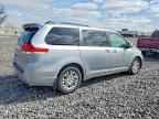 2012 TOYOTA SIENNA