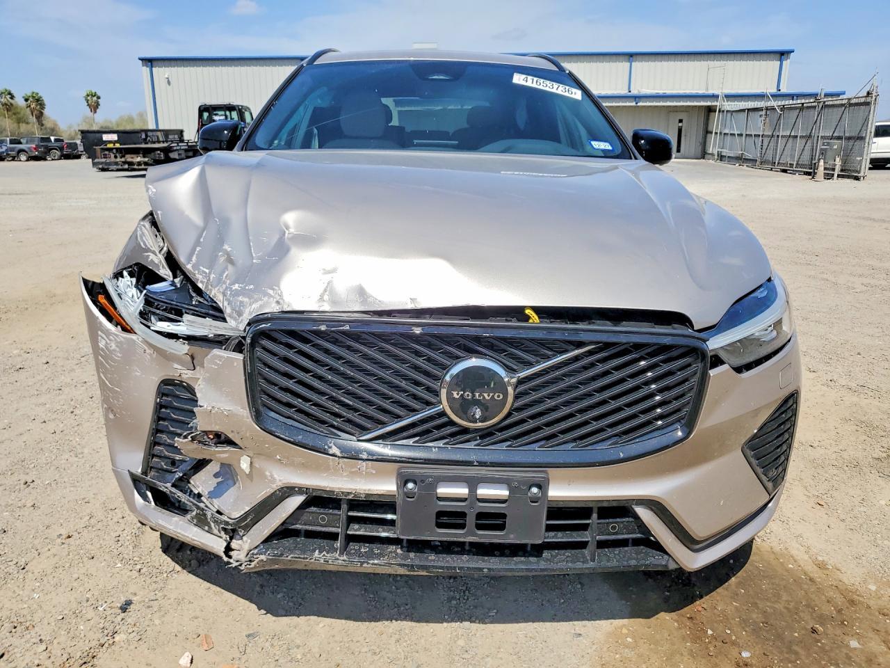 2026 VOLVO XC60