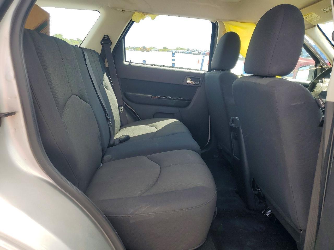 2009 MAZDA Tribute