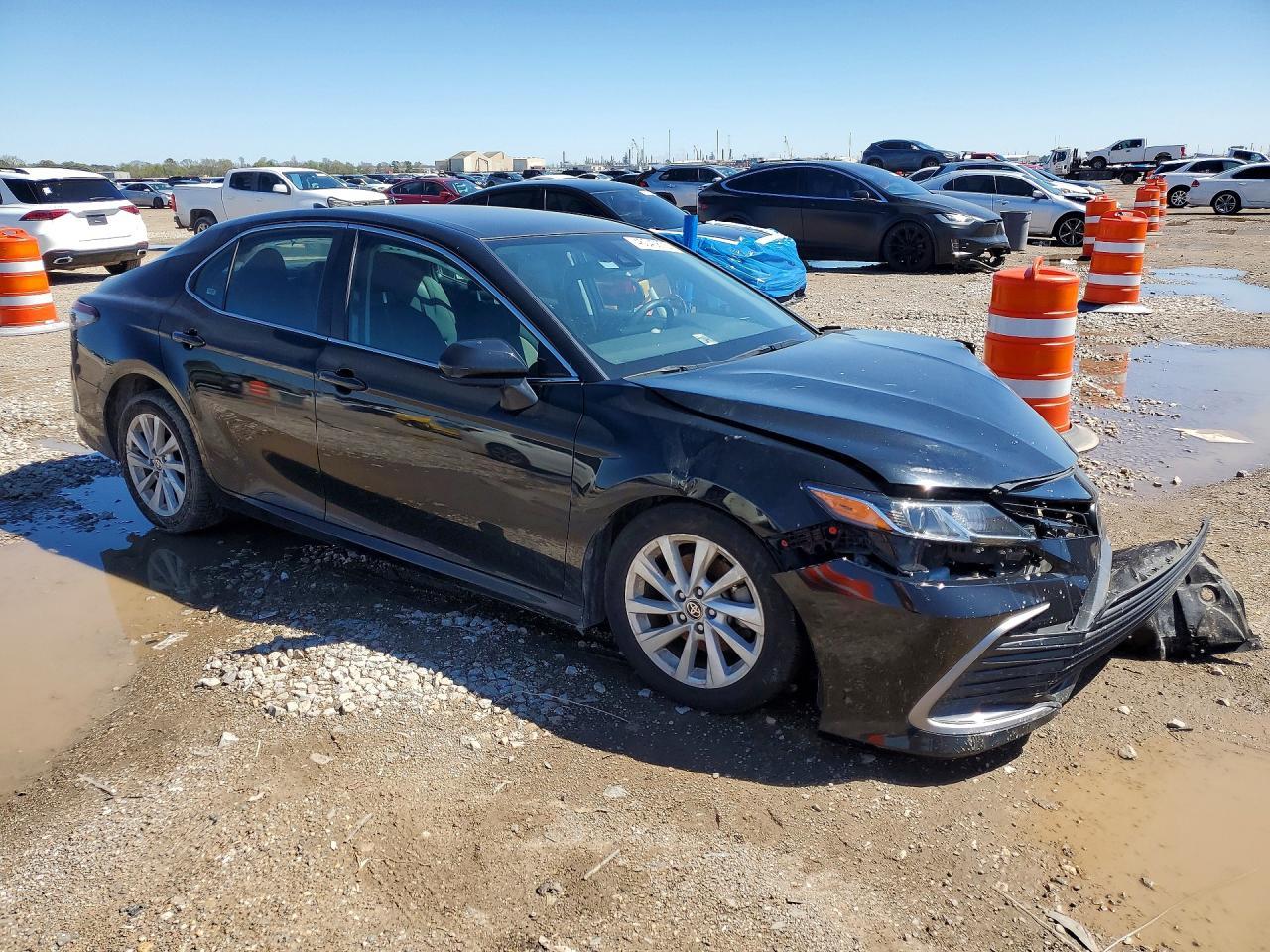 2023 TOYOTA CAMRY