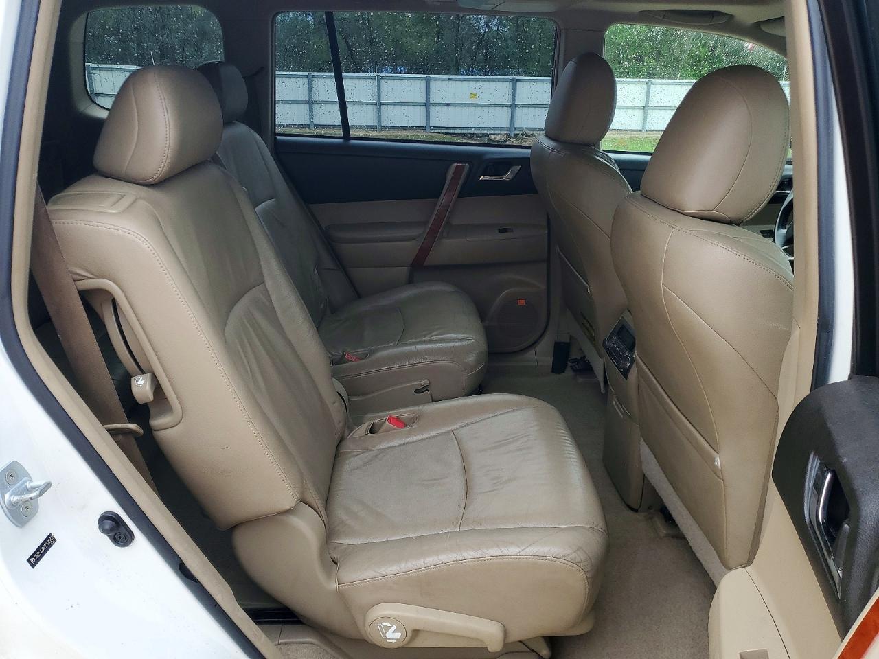 2009 TOYOTA HIGHLANDER