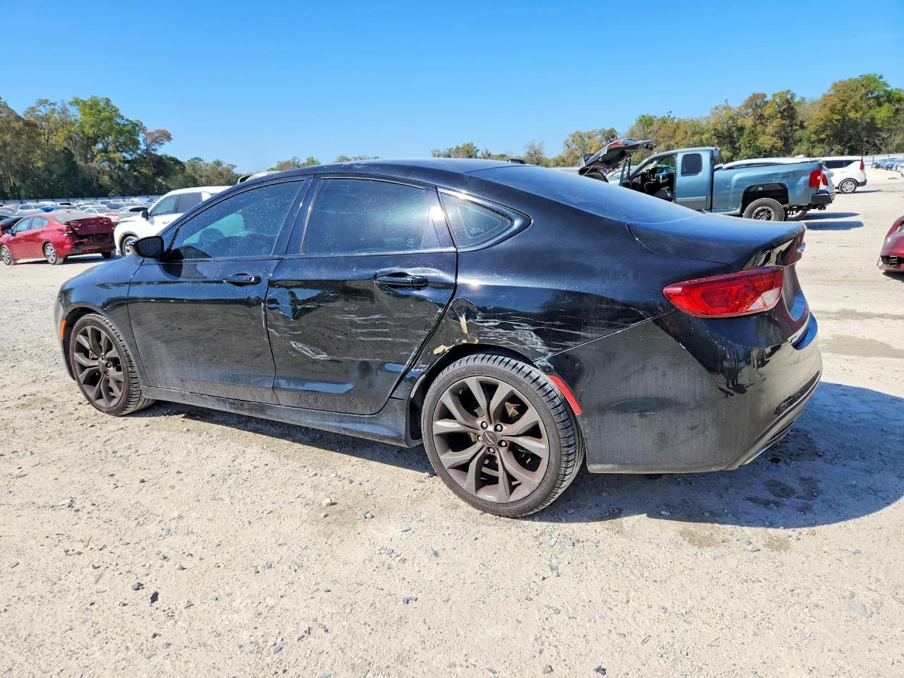 2015 CHRYSLER 200