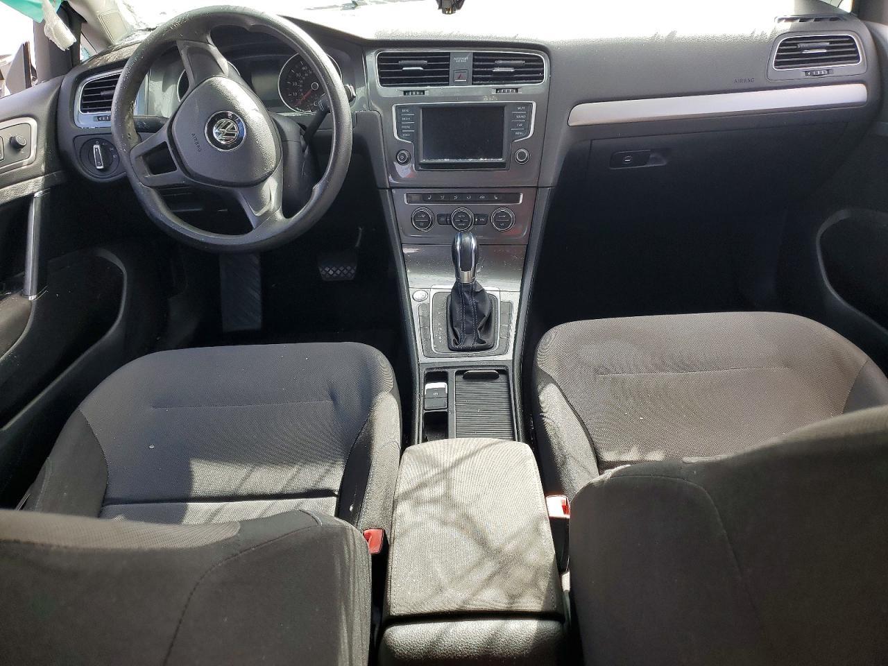 2016 VOLKSWAGEN e-Golf